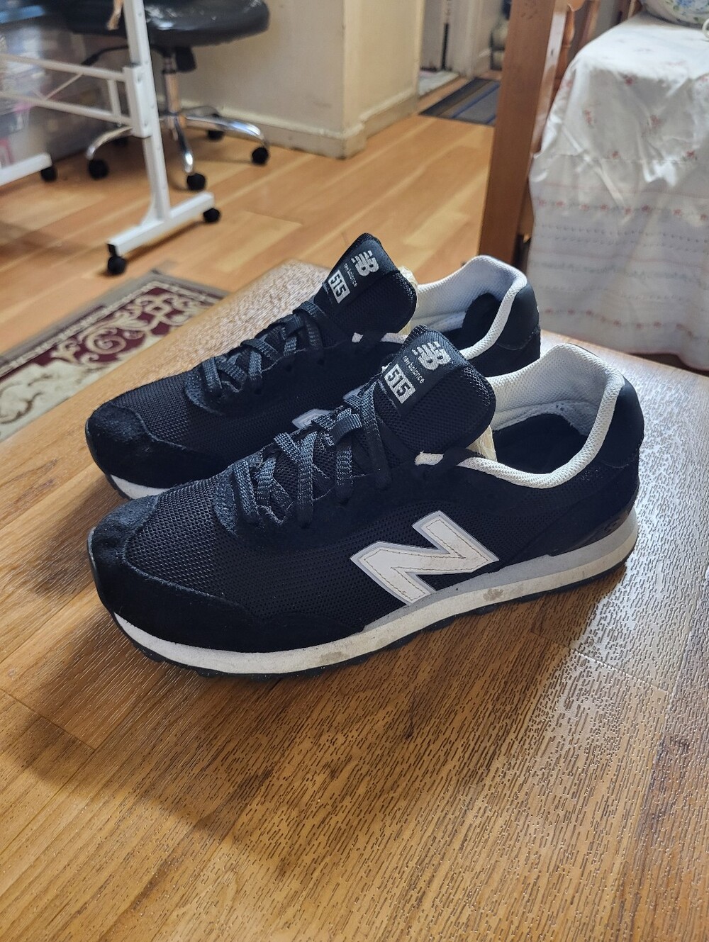 New Balance 515 Classics WL515BLK Sneakers Women US 8.5 Black White Running Shoe